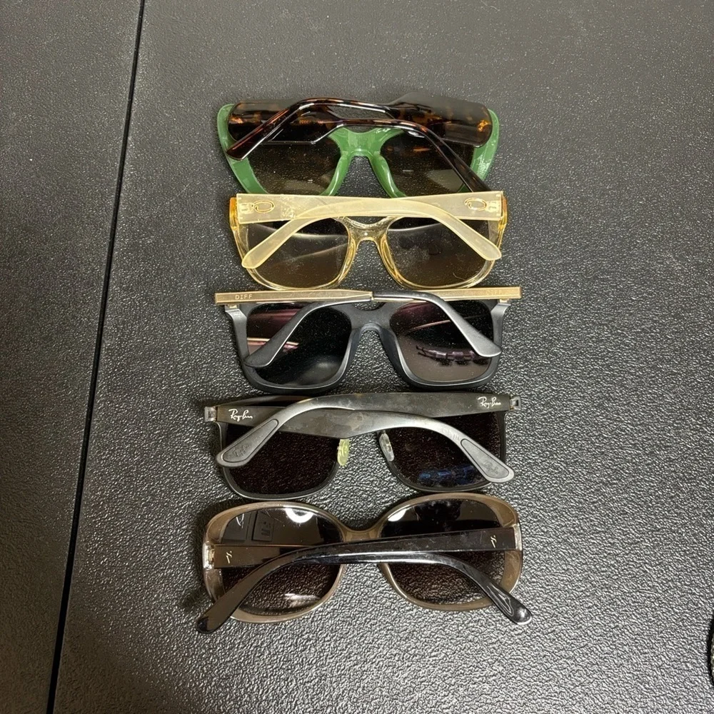 Bundle Sunglasses Collection Oscar de la Renta Vera Wang Ray Ban Diff Etc *ISSUE